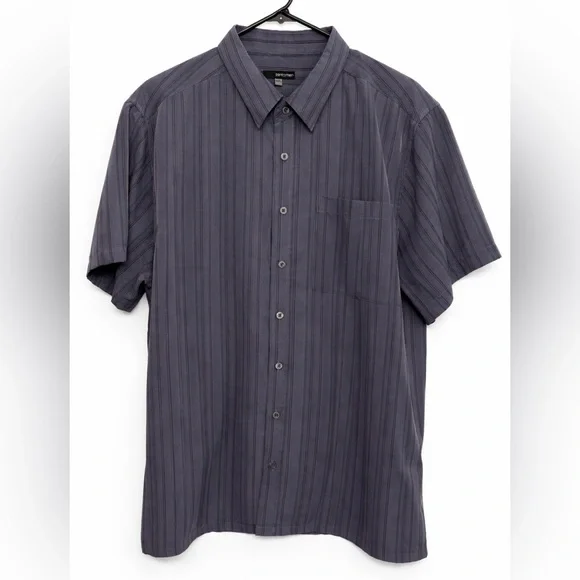 Men’s XL Grey Striped Short Sleeve Button Up Casual Shirt - Picture 1 of 8